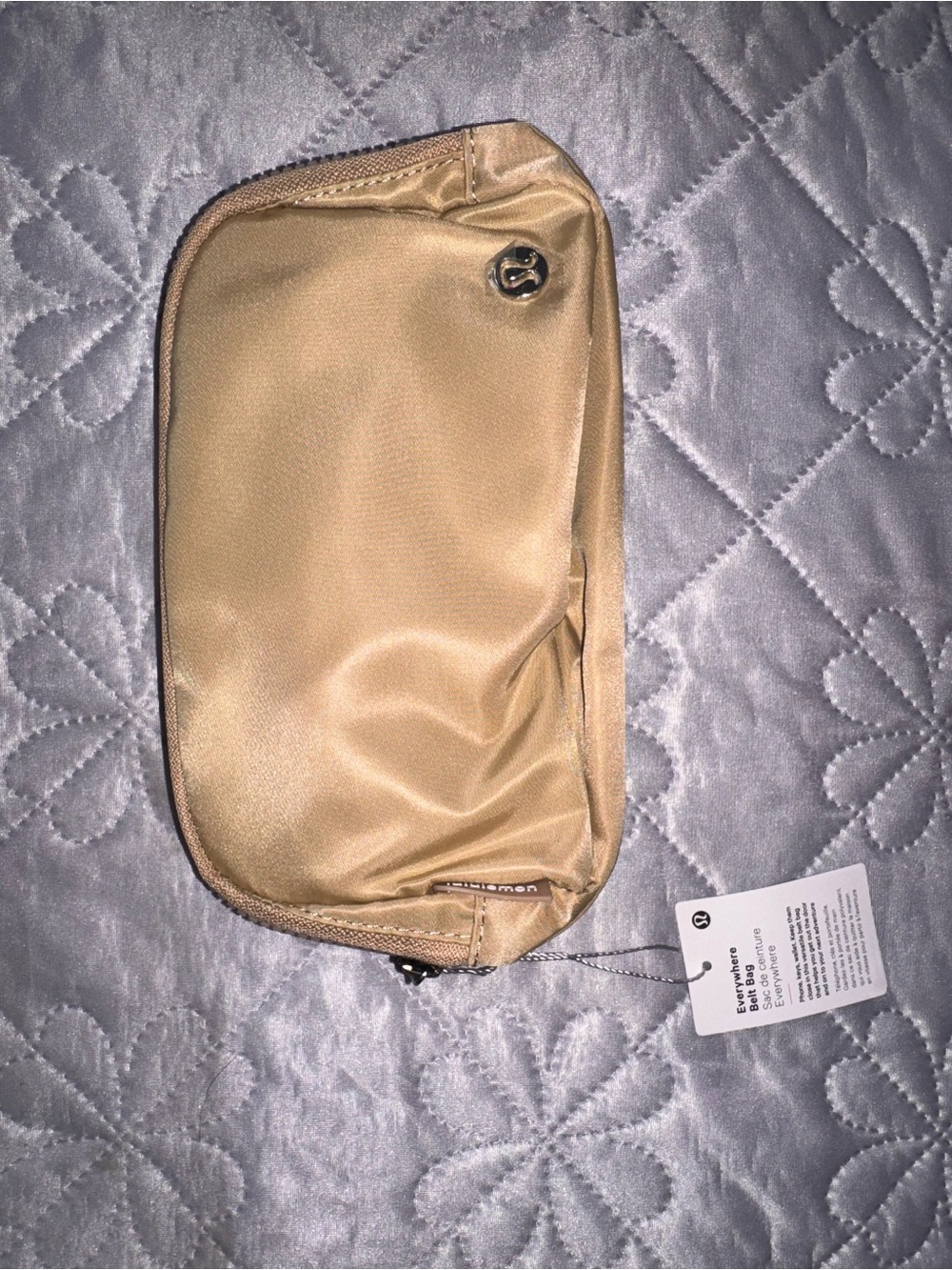 Lululemon everywhere belt bag in light tan